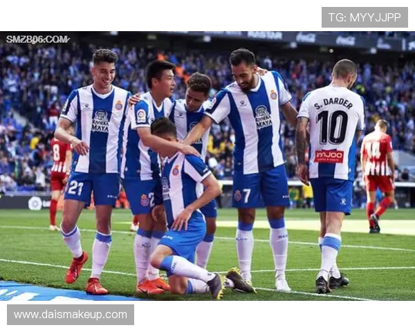 西班牙前锋坎普扎诺正式加盟悉尼FC双方达成两年合约